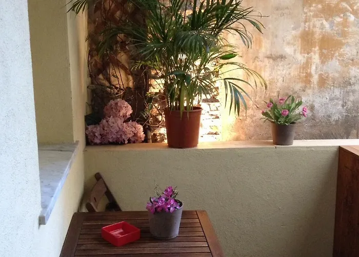 לינה וארוחת בוקר Regola