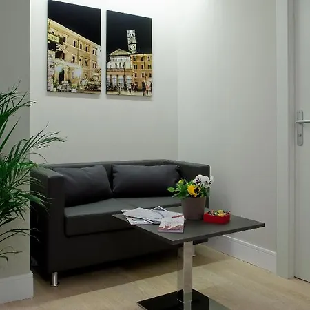 雷格拉套房酒店 4* 罗马