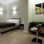 雷格拉套房酒店 罗马